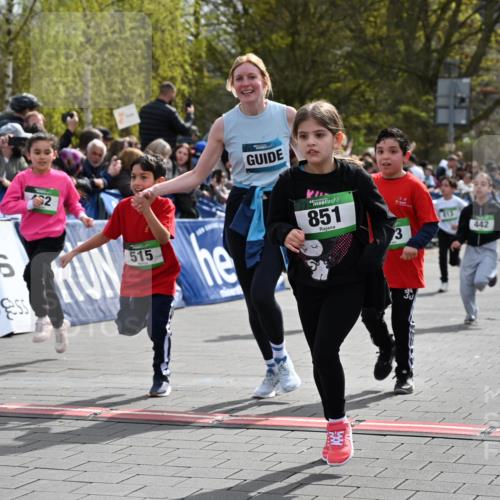 12.04.2026 - 45. Internationalen Wilhelmsburger Insellauf J. Mangold http://msf.ph/oto/9523083 12.04.2026 14:35:38 Ziel 334, 514, 594, 680, 851, 515, 432, 513, 442, 603, 364, 425, 813, 674, 1724 meine-sportfotos.de