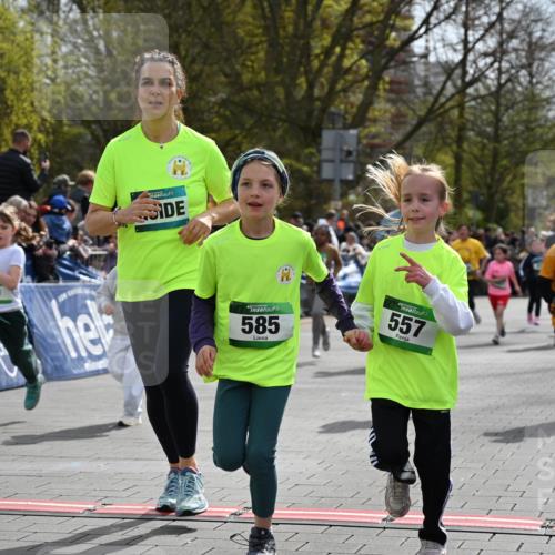 12.04.2026 - 45. Internationalen Wilhelmsburger Insellauf J. Mangold http://msf.ph/oto/9523195 12.04.2026 14:35:57 Ziel 1069, 583, 628, 557, 585, 79, 76, 344, 90, 1732 meine-sportfotos.de