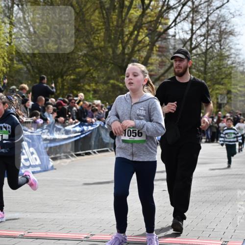 12.04.2026 - 45. Internationalen Wilhelmsburger Insellauf J. Mangold http://msf.ph/oto/9523243 12.04.2026 14:36:05 Ziel 847, 641, 1056, 411, 93, 148, 1710, 863 meine-sportfotos.de