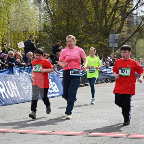 12.04.2026 - 45. Internationalen Wilhelmsburger Insellauf J. Mangold http://msf.ph/oto/9523315 12.04.2026 14:36:20 Ziel 1024, 517, 521 meine-sportfotos.de