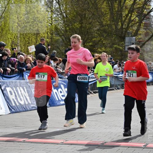 12.04.2026 - 45. Internationalen Wilhelmsburger Insellauf J. Mangold http://msf.ph/oto/9523317 12.04.2026 14:36:20 Ziel 1024, 517, 521 meine-sportfotos.de
