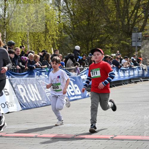 12.04.2026 - 45. Internationalen Wilhelmsburger Insellauf J. Mangold http://msf.ph/oto/9523469 12.04.2026 14:36:58 Ziel 644, 511, 650, 689 meine-sportfotos.de
