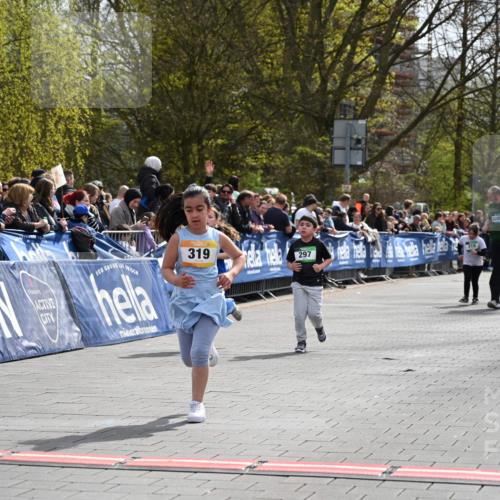 12.04.2026 - 45. Internationalen Wilhelmsburger Insellauf J. Mangold http://msf.ph/oto/9523505 12.04.2026 14:37:09 Ziel 92, 874, 297 meine-sportfotos.de