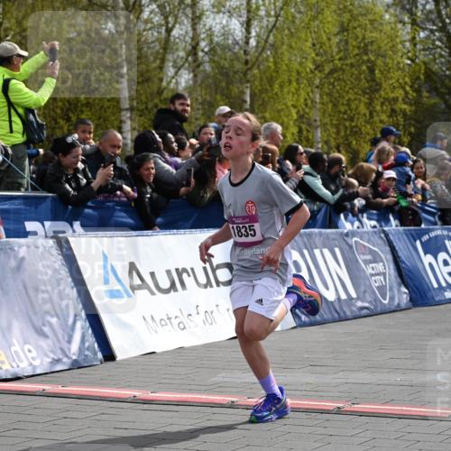 12.04.2026 - 45. Internationalen Wilhelmsburger Insellauf J. Mangold http://msf.ph/oto/9523599 12.04.2026 14:48:24 Ziel 1835, 1824 meine-sportfotos.de