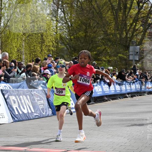 12.04.2026 - 45. Internationalen Wilhelmsburger Insellauf J. Mangold http://msf.ph/oto/9523648 12.04.2026 14:48:38 Ziel 71, 1838, 1068, 599, 18 meine-sportfotos.de