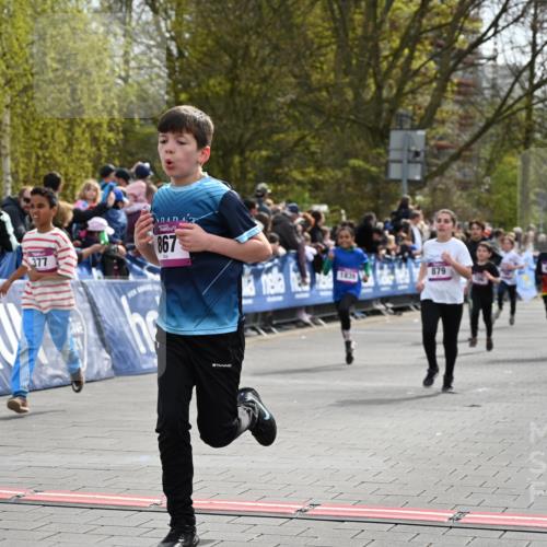 12.04.2026 - 45. Internationalen Wilhelmsburger Insellauf J. Mangold http://msf.ph/oto/9524017 12.04.2026 14:49:40 Ziel 602, 627, 458, 161, 542, 1842, 894, 882, 652, 1818, 867, 377, 879, 1839, 401, 1812, 106 meine-sportfotos.de