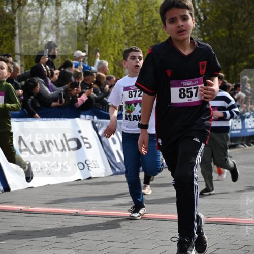 12.04.2026 - 45. Internationalen Wilhelmsburger Insellauf J. Mangold http://msf.ph/oto/9524095 12.04.2026 14:49:57 Ziel 389, 1821, 857, 872, 402, 451, 608, 466, 878, 849, 861, 875, 572, 336, 1036, 1847, 400 meine-sportfotos.de