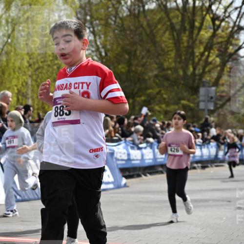 12.04.2026 - 45. Internationalen Wilhelmsburger Insellauf J. Mangold http://msf.ph/oto/9524285 12.04.2026 14:50:33 Ziel 1840, 504, 333, 391, 407, 883, 452, 1834, 491, 426, 392, 880, 151, 1035 meine-sportfotos.de