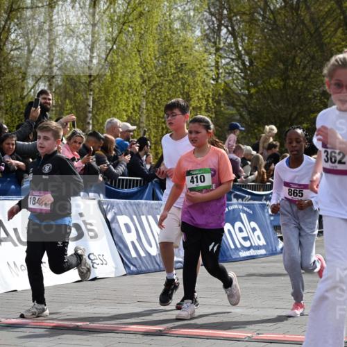 12.04.2026 - 45. Internationalen Wilhelmsburger Insellauf J. Mangold http://msf.ph/oto/9524321 12.04.2026 14:50:40 Ziel 151, 1035, 330, 362, 865, 1844, 98, 22, 654, 420, 877, 1049 meine-sportfotos.de