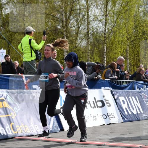 12.04.2026 - 45. Internationalen Wilhelmsburger Insellauf J. Mangold http://msf.ph/oto/9524619 12.04.2026 14:51:51 Ziel 394 meine-sportfotos.de