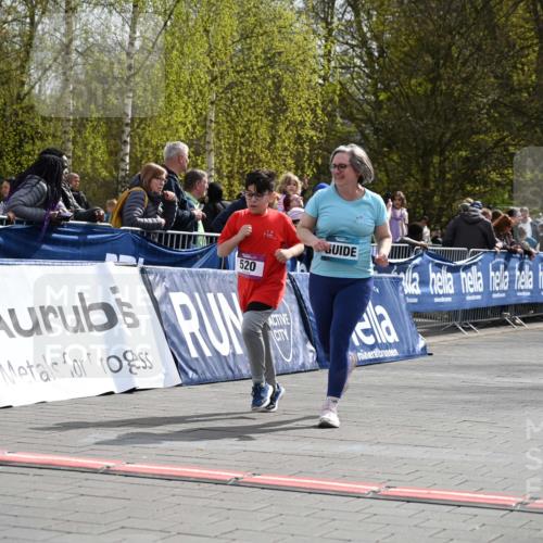 12.04.2026 - 45. Internationalen Wilhelmsburger Insellauf J. Mangold http://msf.ph/oto/9524629 12.04.2026 14:52:00 Ziel 520, 350, 892, 490, 114 meine-sportfotos.de