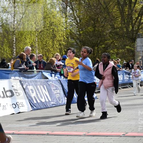 12.04.2026 - 45. Internationalen Wilhelmsburger Insellauf J. Mangold http://msf.ph/oto/9524692 12.04.2026 14:52:19 Ziel 349, 581 meine-sportfotos.de