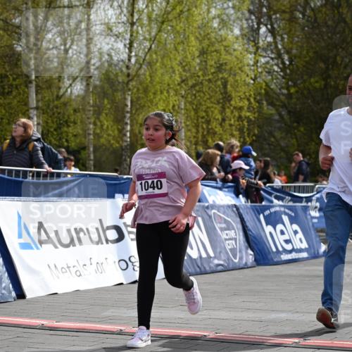 12.04.2026 - 45. Internationalen Wilhelmsburger Insellauf J. Mangold http://msf.ph/oto/9524764 12.04.2026 14:53:02 Ziel 1040, 509 meine-sportfotos.de