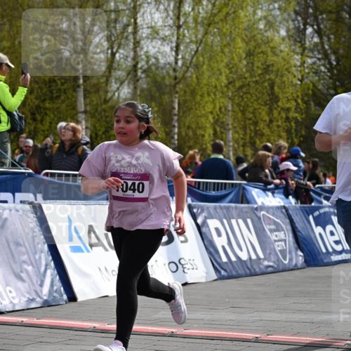 12.04.2026 - 45. Internationalen Wilhelmsburger Insellauf J. Mangold http://msf.ph/oto/9524767 12.04.2026 14:53:02 Ziel 1040, 509 meine-sportfotos.de