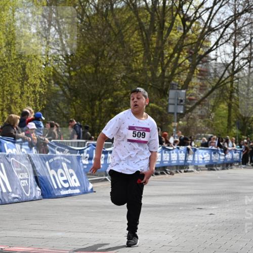 12.04.2026 - 45. Internationalen Wilhelmsburger Insellauf J. Mangold http://msf.ph/oto/9524779 12.04.2026 14:53:05 Ziel 1040, 509 meine-sportfotos.de