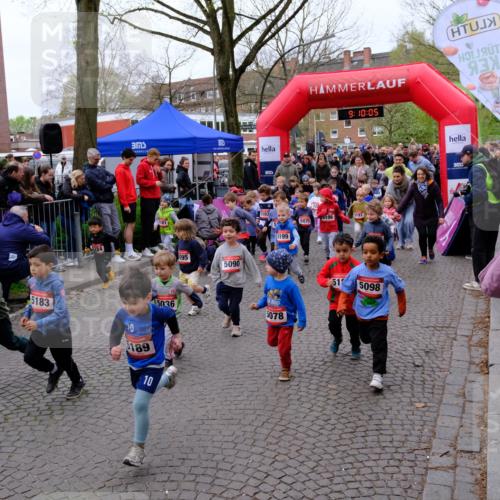 19.04.2026 - Hammer Lauf Tim E. http://msf.ph/oto/9525083 19.04.2026 09:10:15 Ziel  meine-sportfotos.de