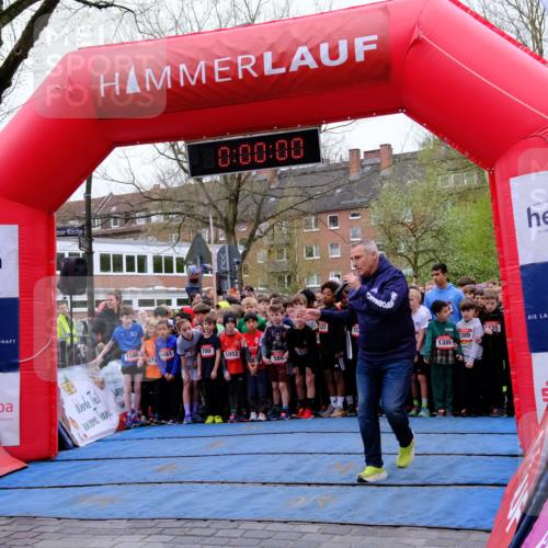 19.04.2026 - Hammer Lauf Tim E. http://msf.ph/oto/9525332 19.04.2026 09:20:23 Ziel 448, 586, 587, 700, 771, 874, 1039, 1040, 1052, 1065, 1086, 1139, 1195, 1237, 1257 meine-sportfotos.de