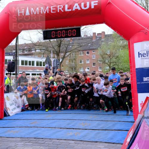 19.04.2026 - Hammer Lauf Tim E. http://msf.ph/oto/9525341 19.04.2026 09:20:28 Ziel 393, 394, 447, 448, 458, 462, 496, 497, 517, 586, 587, 594, 595, 598, 640, 700, 708, 722, 769, 771, 788, 840, 841, 874, 875, 897, 900, 904, 925, 926, 927, 961, 962, 965, 1039, 1040, 1052, 1055, 1060, 1065, 1078, 1086, 1087, 1139, 1155, 1172, 1173, 1191, 1192, 1195, 1199, 1213, 1222, 1223, 1237, 1238, 1240, 1241, 1245, 1257, 1272, 1287, 1306 meine-sportfotos.de