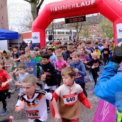 19.04.2026 - Hammer Lauf Tim E. http://msf.ph/oto/9525377 19.04.2026 09:20:32 Ziel 393, 394, 447, 448, 456, 458, 462, 496, 497, 517, 569, 586, 587, 591, 594, 595, 598, 633, 640, 644, 694, 700, 708, 722, 769, 771, 787, 788, 840, 841, 874, 875, 893, 897, 900, 904, 924, 925, 926, 927, 946, 961, 962, 965, 1014, 1024, 1039, 1040, 1052, 1055, 1057, 1058, 1060, 1065, 1078, 1086, 1087, 1094, 1139, 1155, 1156, 1172, 1173, 1191, 1192, 1195, 1197, 1199, 1205, 1213, 1222, 1223, 1237, 1238, 1240, 1241, 1242, 1245, 1257, 1259, 1272, 1281, 1282, 1283, 1287, 1306 meine-sportfotos.de