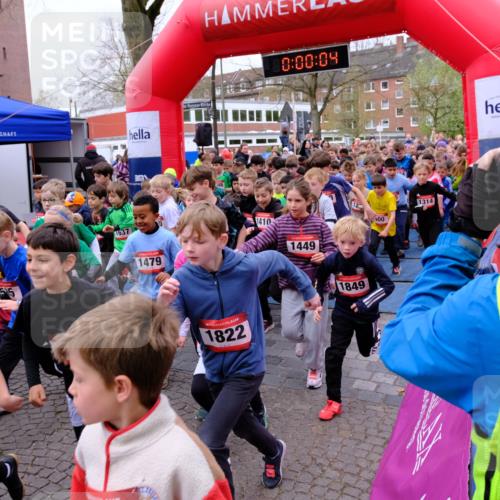 19.04.2026 - Hammer Lauf Tim E. http://msf.ph/oto/9525380 19.04.2026 09:20:33 Ziel 393, 394, 447, 448, 456, 458, 462, 496, 497, 517, 569, 586, 587, 591, 594, 595, 598, 633, 640, 644, 694, 700, 708, 722, 769, 771, 787, 788, 840, 841, 874, 875, 893, 897, 900, 904, 924, 925, 926, 927, 946, 961, 962, 965, 993, 1006, 1014, 1024, 1039, 1040, 1052, 1055, 1057, 1058, 1060, 1065, 1078, 1086, 1087, 1094, 1139, 1155, 1156, 1172, 1173, 1180, 1191, 1192, 1195, 1197, 1199, 1205, 1213, 1222, 1223, 1237, 1238, 1240, 1241, 1242, 1245, 1257, 1259, 1272, 1281, 1282, 1283, 1287, 1306 meine-sportfotos.de