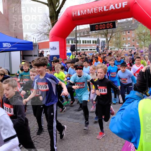 19.04.2026 - Hammer Lauf Tim E. http://msf.ph/oto/9525392 19.04.2026 09:20:34 Ziel 393, 394, 447, 456, 458, 462, 496, 497, 517, 550, 569, 591, 594, 595, 598, 633, 640, 644, 694, 708, 722, 769, 787, 788, 840, 841, 875, 884, 893, 897, 899, 900, 904, 924, 925, 926, 927, 946, 961, 962, 965, 970, 993, 1006, 1014, 1024, 1055, 1057, 1058, 1060, 1078, 1087, 1094, 1154, 1155, 1156, 1172, 1173, 1180, 1191, 1192, 1197, 1199, 1205, 1213, 1222, 1223, 1238, 1240, 1241, 1242, 1245, 1259, 1272, 1281, 1282, 1283, 1287, 1306, 1382, 1384, 1416, 1419, 1424, 1661 meine-sportfotos.de