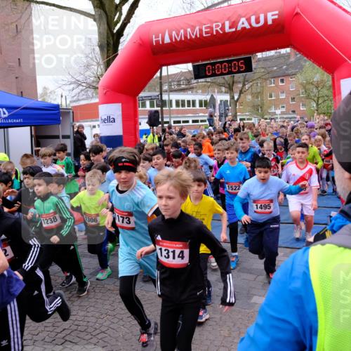 19.04.2026 - Hammer Lauf Tim E. http://msf.ph/oto/9525396 19.04.2026 09:20:34 Ziel 393, 394, 447, 456, 458, 462, 496, 497, 517, 550, 569, 591, 594, 595, 598, 633, 640, 644, 694, 708, 722, 769, 787, 788, 840, 841, 875, 884, 893, 897, 899, 900, 904, 924, 925, 926, 927, 946, 961, 962, 965, 970, 993, 1006, 1014, 1024, 1055, 1057, 1058, 1060, 1078, 1087, 1094, 1154, 1155, 1156, 1172, 1173, 1180, 1191, 1192, 1197, 1199, 1205, 1213, 1222, 1223, 1238, 1240, 1241, 1242, 1245, 1259, 1272, 1281, 1282, 1283, 1287, 1306, 1382, 1384, 1416, 1419, 1424, 1661 meine-sportfotos.de