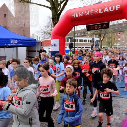 19.04.2026 - Hammer Lauf Tim E. http://msf.ph/oto/9525461 19.04.2026 09:20:42 Ziel 379, 419, 527, 550, 553, 569, 597, 633, 686, 768, 776, 818, 845, 853, 884, 886, 887, 893, 894, 899, 911, 917, 924, 970, 993, 998, 1005, 1006, 1020, 1025, 1088, 1094, 1098, 1099, 1112, 1128, 1135, 1136, 1138, 1154, 1178, 1180, 1181, 1221, 1225, 1254, 1302, 1365, 1374, 1376, 1378, 1382, 1383, 1384, 1408, 1412, 1416, 1418, 1419, 1424, 1425, 1465, 1542, 1546, 1547, 1548, 1550, 1551, 1553, 1555, 1556, 1620, 1622, 1658, 1661 meine-sportfotos.de