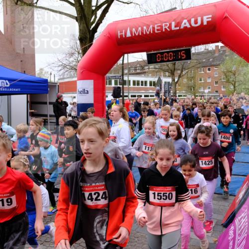 19.04.2026 - Hammer Lauf Tim E. http://msf.ph/oto/9525477 19.04.2026 09:20:43 Ziel 379, 419, 457, 460, 476, 527, 547, 550, 553, 597, 686, 768, 776, 795, 818, 845, 853, 884, 886, 887, 894, 899, 911, 917, 970, 993, 998, 1005, 1006, 1020, 1025, 1043, 1088, 1098, 1099, 1112, 1128, 1135, 1136, 1138, 1154, 1178, 1180, 1181, 1221, 1225, 1254, 1302, 1358, 1365, 1374, 1376, 1378, 1382, 1383, 1384, 1408, 1412, 1416, 1418, 1419, 1424, 1425, 1465, 1541, 1542, 1546, 1547, 1548, 1550, 1551, 1553, 1555, 1556, 1620, 1622, 1658, 1661 meine-sportfotos.de