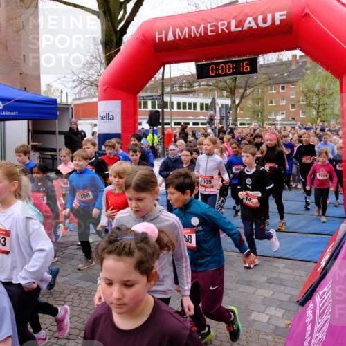 19.04.2026 - Hammer Lauf Tim E. http://msf.ph/oto/9525489 19.04.2026 09:20:45 Ziel 365, 379, 419, 457, 460, 476, 495, 527, 547, 553, 597, 686, 768, 776, 795, 818, 845, 849, 853, 886, 887, 894, 911, 917, 998, 1005, 1020, 1025, 1043, 1080, 1088, 1097, 1098, 1099, 1112, 1120, 1128, 1135, 1136, 1138, 1178, 1181, 1221, 1225, 1235, 1254, 1289, 1302, 1354, 1358, 1365, 1374, 1376, 1378, 1383, 1400, 1408, 1412, 1418, 1425, 1426, 1465, 1517, 1541, 1542, 1543, 1546, 1547, 1548, 1550, 1551, 1553, 1555, 1556, 1615, 1620, 1622, 1658 meine-sportfotos.de