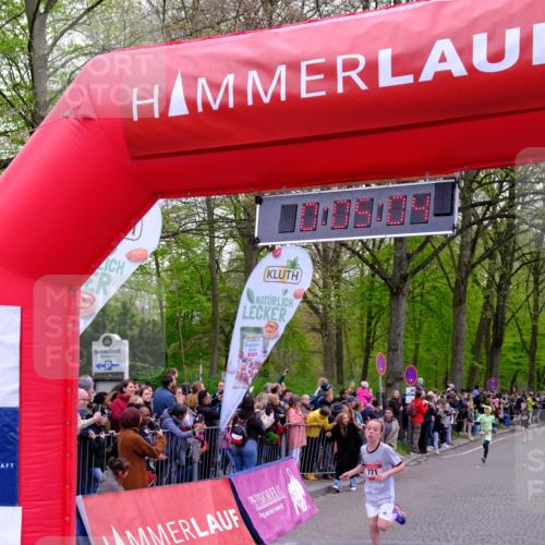 19.04.2026 - Hammer Lauf Tim E. http://msf.ph/oto/9525674 19.04.2026 09:25:33 Ziel 393, 771, 1040, 1065, 1879 meine-sportfotos.de