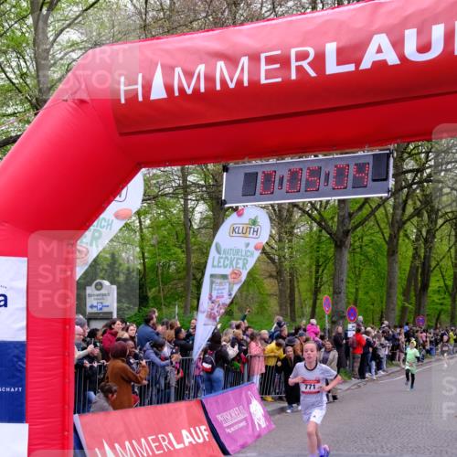 19.04.2026 - Hammer Lauf Tim E. http://msf.ph/oto/9525677 19.04.2026 09:25:33 Ziel 393, 771, 1040, 1065, 1879 meine-sportfotos.de