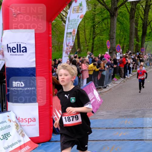 19.04.2026 - Hammer Lauf Tim E. http://msf.ph/oto/9525680 19.04.2026 09:25:39 Ziel 393, 394, 1039, 1879, 1913 meine-sportfotos.de