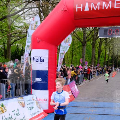 19.04.2026 - Hammer Lauf Tim E. http://msf.ph/oto/9525689 19.04.2026 09:25:42 Ziel 394, 1039, 1879, 1913 meine-sportfotos.de
