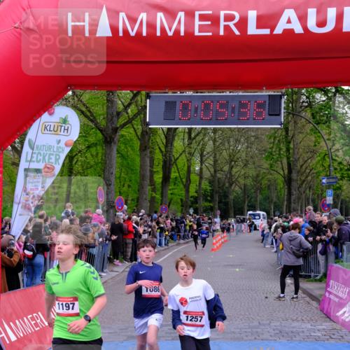 19.04.2026 - Hammer Lauf Tim E. http://msf.ph/oto/9525761 19.04.2026 09:26:04 Ziel 904, 1086, 1197, 1199, 1257, 1314, 1519 meine-sportfotos.de