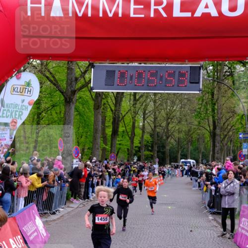 19.04.2026 - Hammer Lauf Tim E. http://msf.ph/oto/9525884 19.04.2026 09:26:21 Ziel 875, 1055, 1087, 1099, 1394, 1440, 1455, 1528, 1532 meine-sportfotos.de