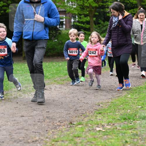 19.04.2026 - Hammer Lauf Dr. Thomas Lammeyer http://msf.ph/oto/9526002 19.04.2026 09:11:27 Laufen 5080, 5019, 5242, 518, 5136 meine-sportfotos.de