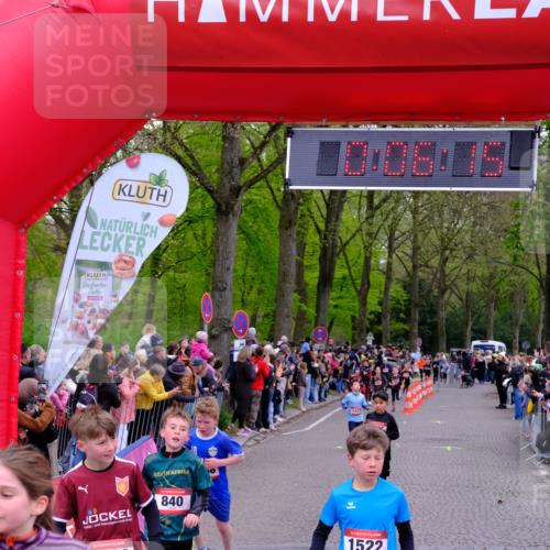 19.04.2026 - Hammer Lauf Tim E. http://msf.ph/oto/9526021 19.04.2026 09:26:43 Ziel 458, 708, 840, 1191, 1391, 1449, 1477, 1522, 1651, 1652, 1804, 1816, 1886, 1915 meine-sportfotos.de
