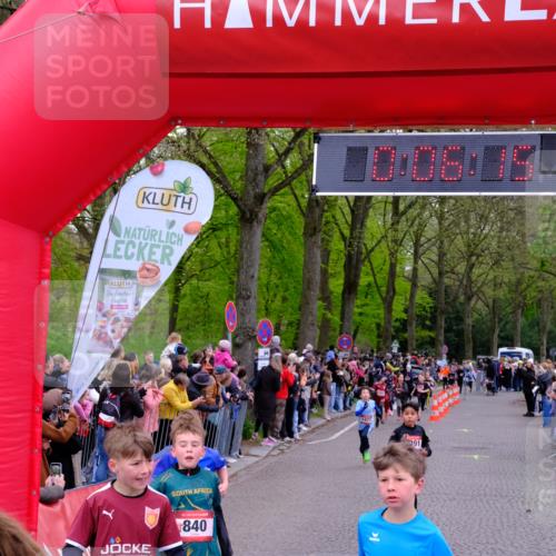 19.04.2026 - Hammer Lauf Tim E. http://msf.ph/oto/9526027 19.04.2026 09:26:43 Ziel 458, 708, 840, 1191, 1391, 1449, 1477, 1522, 1651, 1652, 1804, 1816, 1886, 1915 meine-sportfotos.de