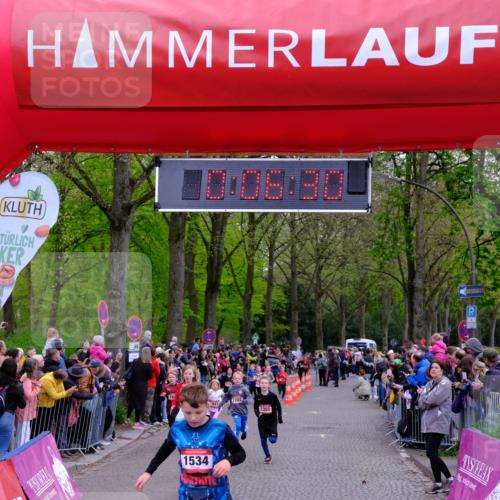 19.04.2026 - Hammer Lauf Tim E. http://msf.ph/oto/9526073 19.04.2026 09:26:58 Ziel 447, 1178, 1310, 1355, 1432, 1439, 1445, 1478, 1530, 1531, 1534, 1702, 1805, 1810, 1822, 1863 meine-sportfotos.de
