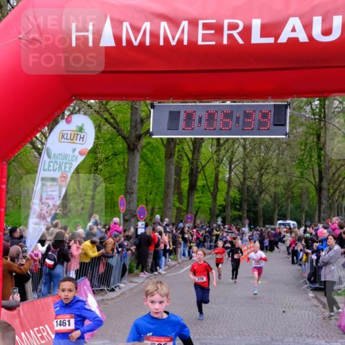 19.04.2026 - Hammer Lauf Tim E. http://msf.ph/oto/9526130 19.04.2026 09:27:08 Ziel 379, 456, 595, 769, 927, 1172, 1195, 1272, 1412, 1461, 1521, 1523, 1530, 1756, 1810 meine-sportfotos.de