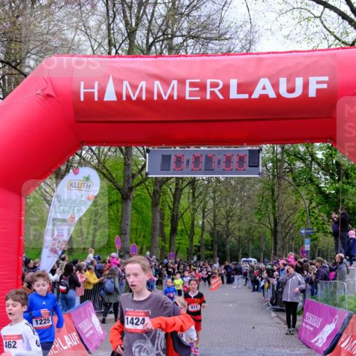 19.04.2026 - Hammer Lauf Tim E. http://msf.ph/oto/9526188 19.04.2026 09:27:28 Ziel 462, 586, 884, 893, 911, 1222, 1225, 1306, 1408, 1424, 1448 meine-sportfotos.de