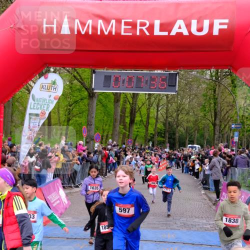 19.04.2026 - Hammer Lauf Tim E. http://msf.ph/oto/9526300 19.04.2026 09:28:05 Ziel 597, 598, 886, 1213, 1238, 1354, 1370, 1372, 1450, 1458, 1482, 1492, 1503, 1529, 1619, 1635, 1658, 1838, 1855, 1882 meine-sportfotos.de