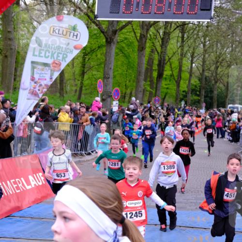 19.04.2026 - Hammer Lauf Tim E. http://msf.ph/oto/9526341 19.04.2026 09:28:28 Ziel 527, 722, 829, 853, 894, 946, 958, 1090, 1112, 1113, 1136, 1245, 1259, 1281, 1282, 1283, 1289, 1386, 1389, 1414, 1429, 1451, 1460, 1506, 1620, 1665, 1670, 1791, 1796 meine-sportfotos.de