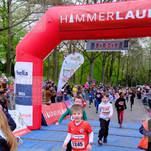 19.04.2026 - Hammer Lauf Tim E. http://msf.ph/oto/9526347 19.04.2026 09:28:29 Ziel 527, 722, 853, 894, 946, 958, 1057, 1090, 1112, 1113, 1136, 1242, 1245, 1259, 1281, 1282, 1283, 1369, 1386, 1389, 1414, 1429, 1451, 1506, 1620, 1665, 1670, 1687, 1791, 1796 meine-sportfotos.de