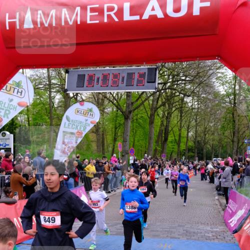 19.04.2026 - Hammer Lauf Tim E. http://msf.ph/oto/9526377 19.04.2026 09:28:44 Ziel 839, 849, 899, 970, 993, 1024, 1094, 1192, 1284, 1302, 1324, 1358, 1382, 1392, 1434, 1481, 1486, 1488, 1553, 1615, 1773, 1789, 1837, 1918 meine-sportfotos.de