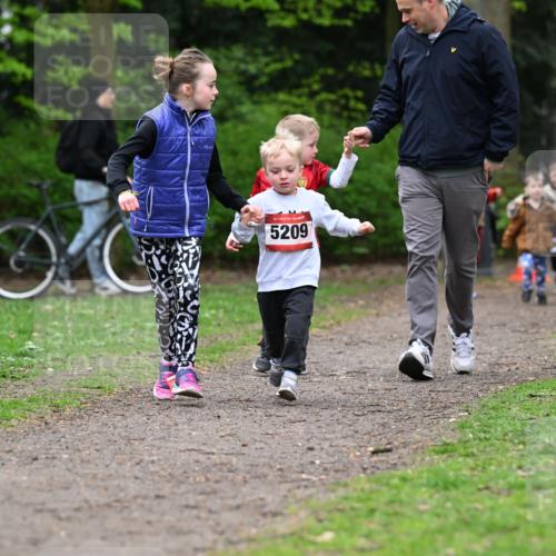 19.04.2026 - Hammer Lauf Dr. Thomas Lammeyer http://msf.ph/oto/9526384 19.04.2026 09:12:10 Laufen 5209 meine-sportfotos.de