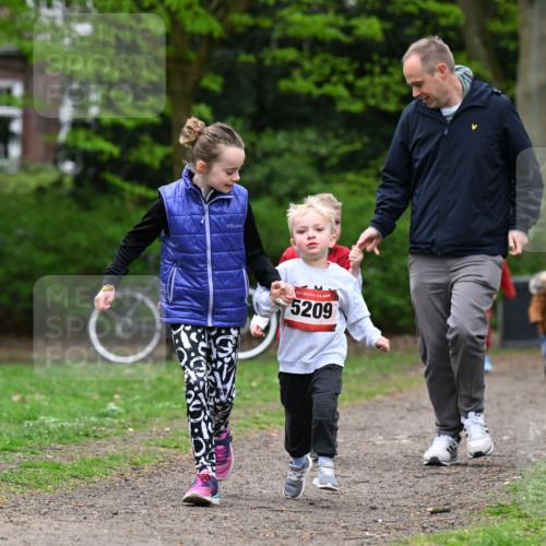 19.04.2026 - Hammer Lauf Dr. Thomas Lammeyer http://msf.ph/oto/9526396 19.04.2026 09:12:11 Laufen 5209 meine-sportfotos.de