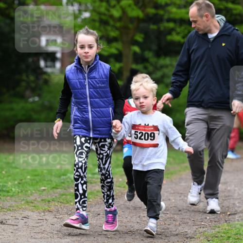 19.04.2026 - Hammer Lauf Dr. Thomas Lammeyer http://msf.ph/oto/9526406 19.04.2026 09:12:12 Laufen 5209 meine-sportfotos.de