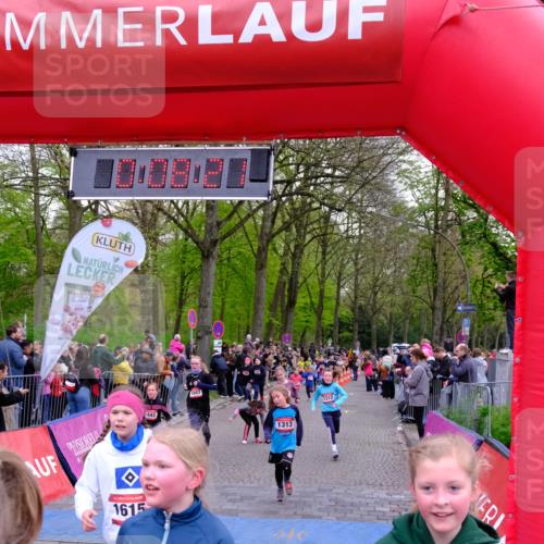 19.04.2026 - Hammer Lauf Tim E. http://msf.ph/oto/9526410 19.04.2026 09:28:49 Ziel 457, 560, 811, 839, 970, 993, 1024, 1043, 1094, 1284, 1286, 1302, 1312, 1313, 1324, 1358, 1382, 1442, 1481, 1553, 1615, 1622, 1789, 1790, 1918 meine-sportfotos.de