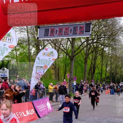 19.04.2026 - Hammer Lauf Tim E. http://msf.ph/oto/9526585 19.04.2026 09:29:39 Ziel 706, 824, 841, 852, 961, 1078, 1487, 1709, 1771 meine-sportfotos.de